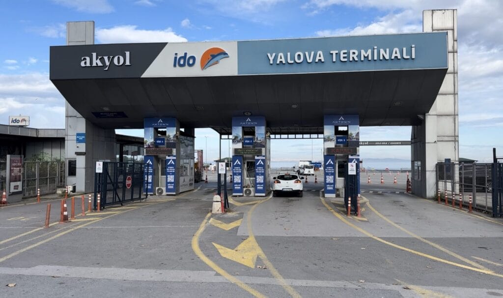 Trajektni terminal Yalova, povezanost Yalove i Istanbula morskim putem