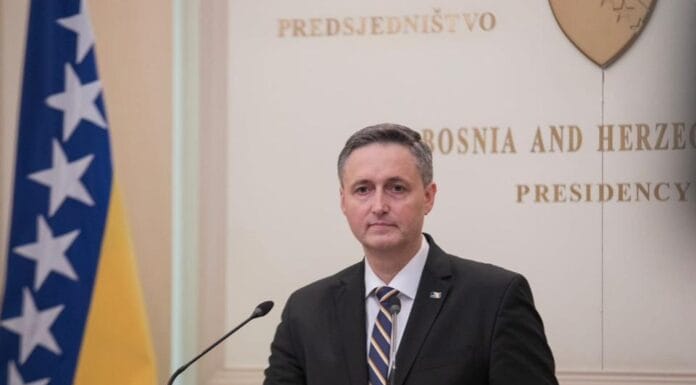 Bećirović uputio telegram saučešća premijeru Australije nakon napada u Sidneju