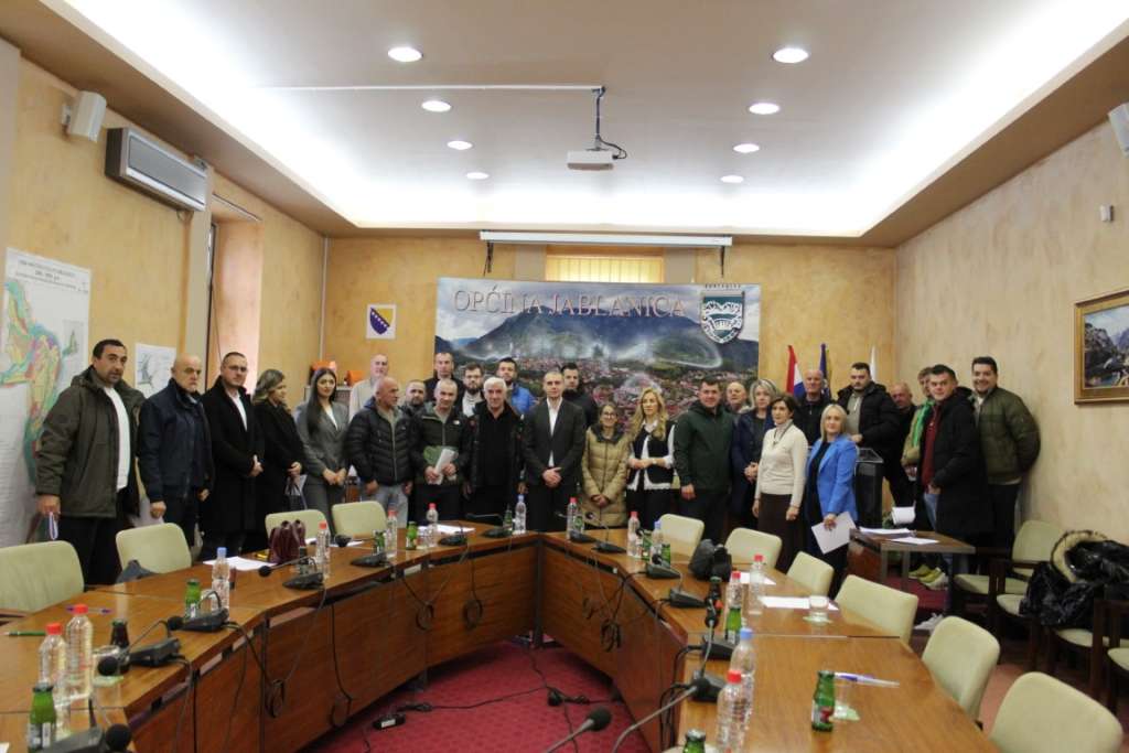 U Jablanici potpisani ugovori o dodjeli 2,65 miliona KM za sanaciju šteta od poplava