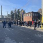 Koksara Lukavac: Sastanak sa Vladom FBiH bez rješenja, radnici čekaju odluku Radnici napustili pogone Koksare, peći bez nadzora, sindikat upozorava na moguću ekološku katastrofu