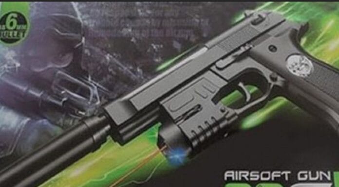 Laserska igračka povučena s tržišta BiH zbog rizika po vid djece Laserska igračka povučena s tržišta BiH zbog rizika po vid djece