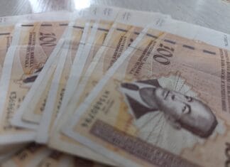 Privrednici predlažu model minimalne plate 1000+45+60 Privrednici predlažu model minimalne plate 1000+45+60