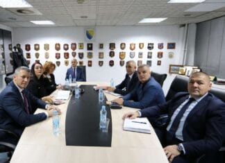 Odbor za žalbe građana razmatrao devet pritužbi na rad policijskih službenika Odbor za žalbe građana razmatrao devet pritužbi na rad policijskih službenika