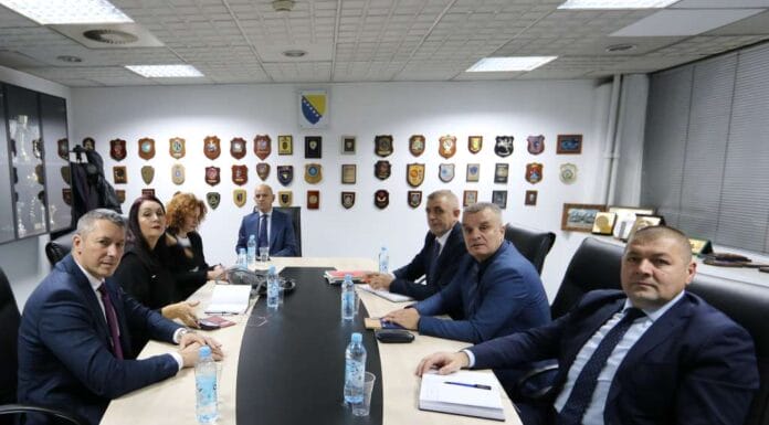 Odbor za žalbe građana razmatrao devet pritužbi na rad policijskih službenika Odbor za žalbe građana razmatrao devet pritužbi na rad policijskih službenika