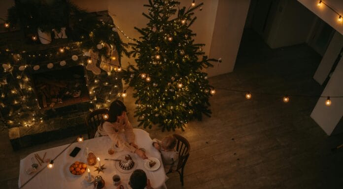 Novogodišnje lampice nisu samo za jelku: Ideje koje će potpuno promijeniti atmosferu doma