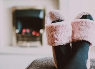 Da li je zdravo spavati u čarapama? Stručnjak daje jasan odgovor