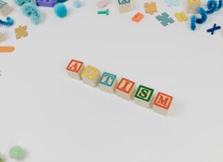 Autizam kod djece sve češći, stručnjaci upozoravaju na znakove koje roditelji ne smiju ignorisati