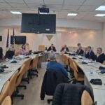 Upućen zahtjev Vladi FBiH za povećanje plata radnicima Porezne uprave