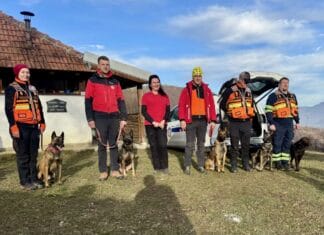 BiH dobila prve licencirane potražne pse po međunarodnim standardima