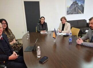 Održan sastanak zvaničnika Ambasade SAD sa glavnim tužiocem TK tužioc