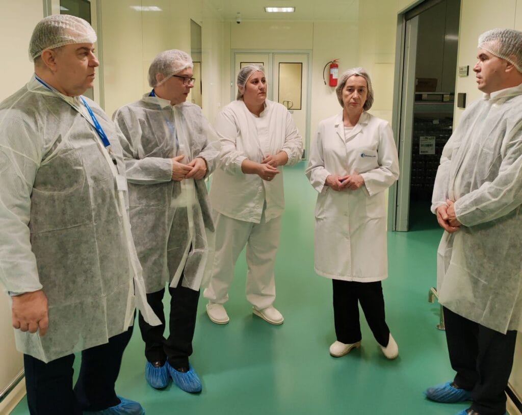 Kompanija Bosnalijek, vodeća farmaceutska kompanija u Bosni i Hercegovini, uspješno je okončala proces implementacije zahtjeva Halal standarda za dio proizvoda iz grupe dezinfekcijskih sredstava i to za: Benzal, Hibibos G i Izosept D.