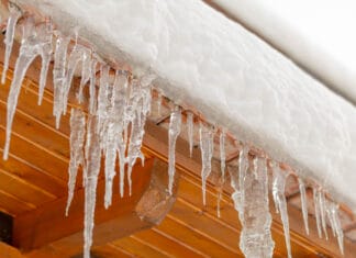 Upozorenje građanima: Opasnost od obrušavanja snijega i ledenica s krovova Ledenice, snijeg, zima