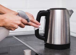 Evo kako da uklonite kamenac iz kuhala uz jednostavan trik