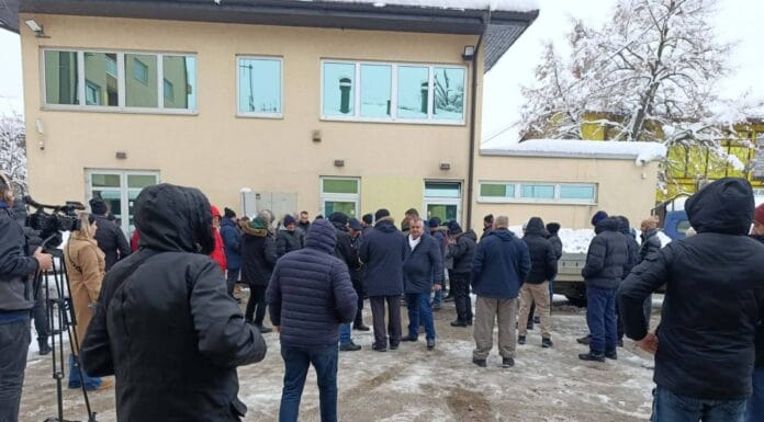 MZ Tupković: Nakon tri dana bez električne energije, mještani organizovali protest