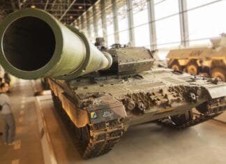 Muškarac kupio tenk za 35 hiljada eura, pa doživio otkriće života kada je zavirio unutra