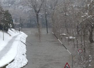 Vanredna situacija u Zvorniku zbog naglog porasta vodostaja rijeke Drine