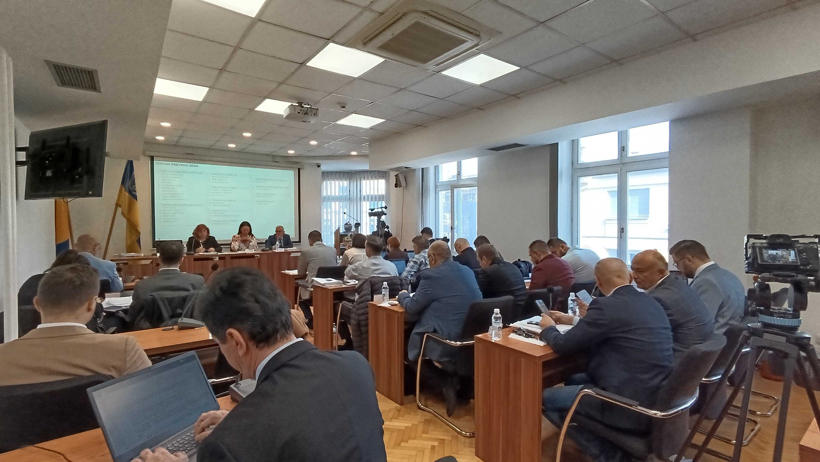 Gradsko vijeće Tuzla traži reformu pravosuđa