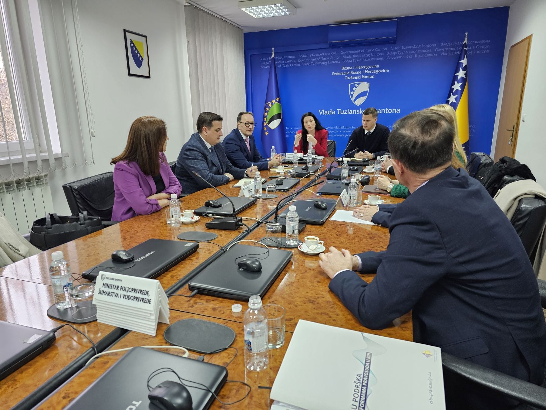 Sastanak pravosudje 01 02 02 2026 Štrajk u pravosuđu TK: Vlada traži rješenja za materijalni status zaposlenih