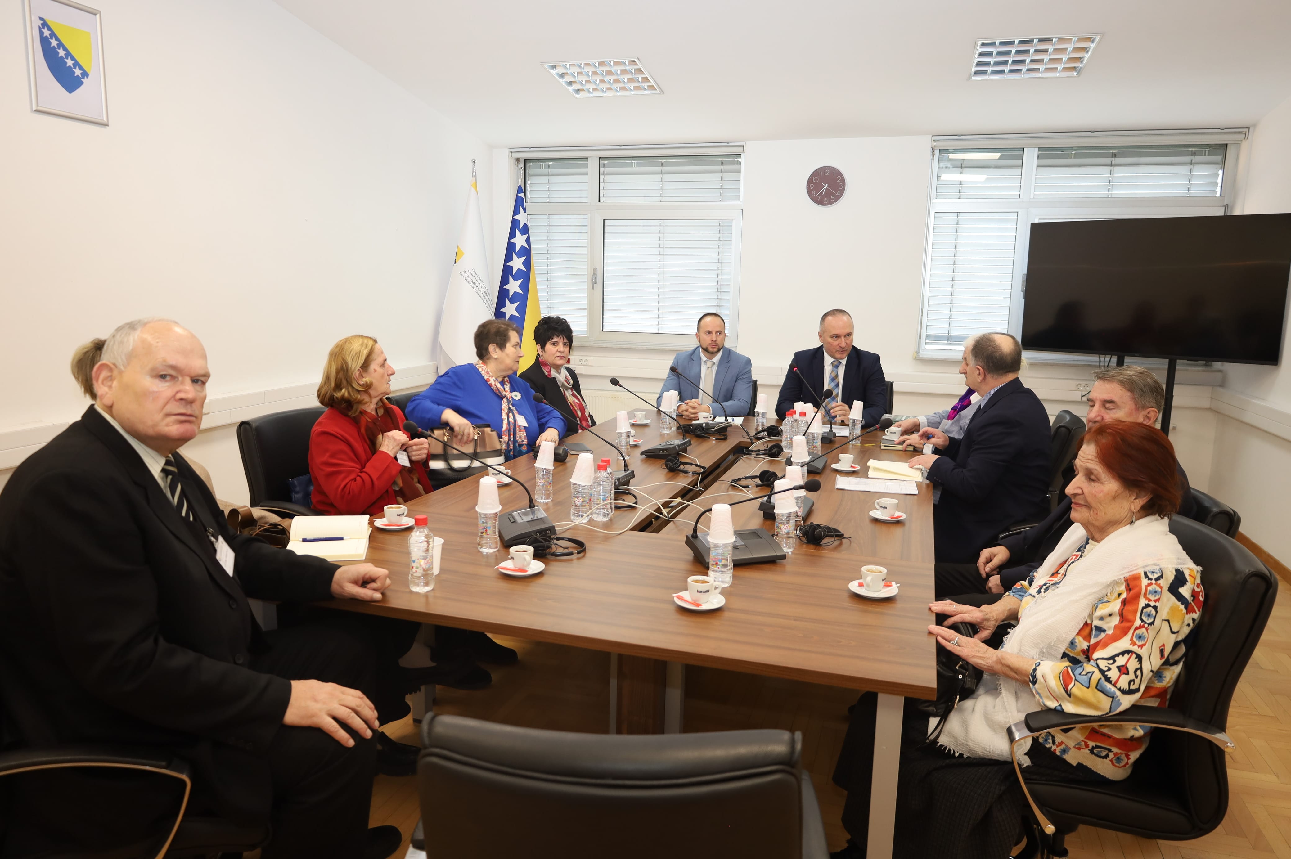 Slika 04 Predsjednik VSTV-a BiH održao sastanak s udruženjima žrtava rata