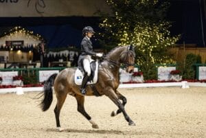 Dresurna jahačica Ema Emina Nefić