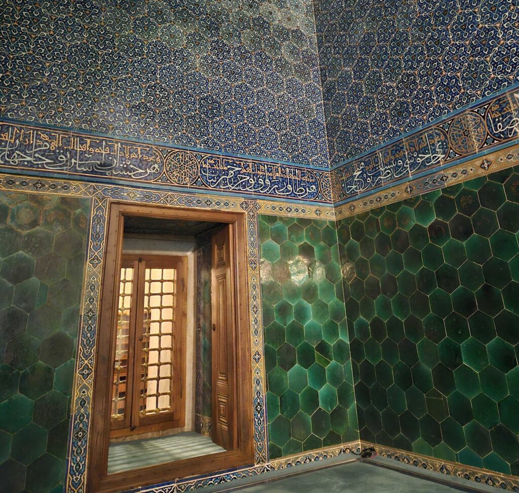 Zeleni kompleks u Bursi, prozor i svjetlo u enterijeru Zelene džamije