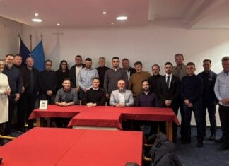 Više mjesnih odbora i istaknutih članova PDA prešli u SDA Lukavac