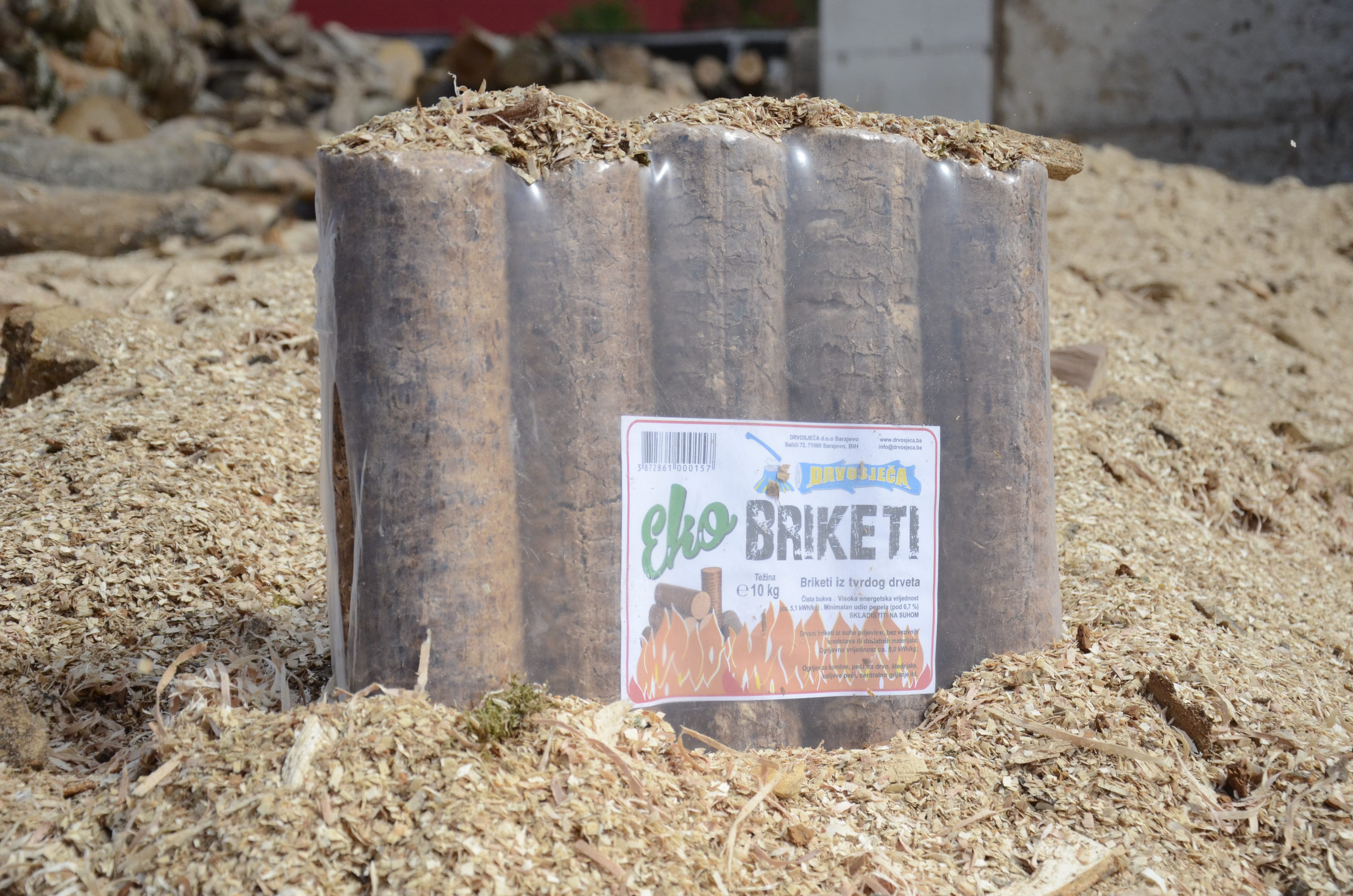 U Drvosječi je u toku SEZONSKO SNIŽENJE od čak 20 posto na redovne cijene drvenog peleta, bukovog briketa i uglja.