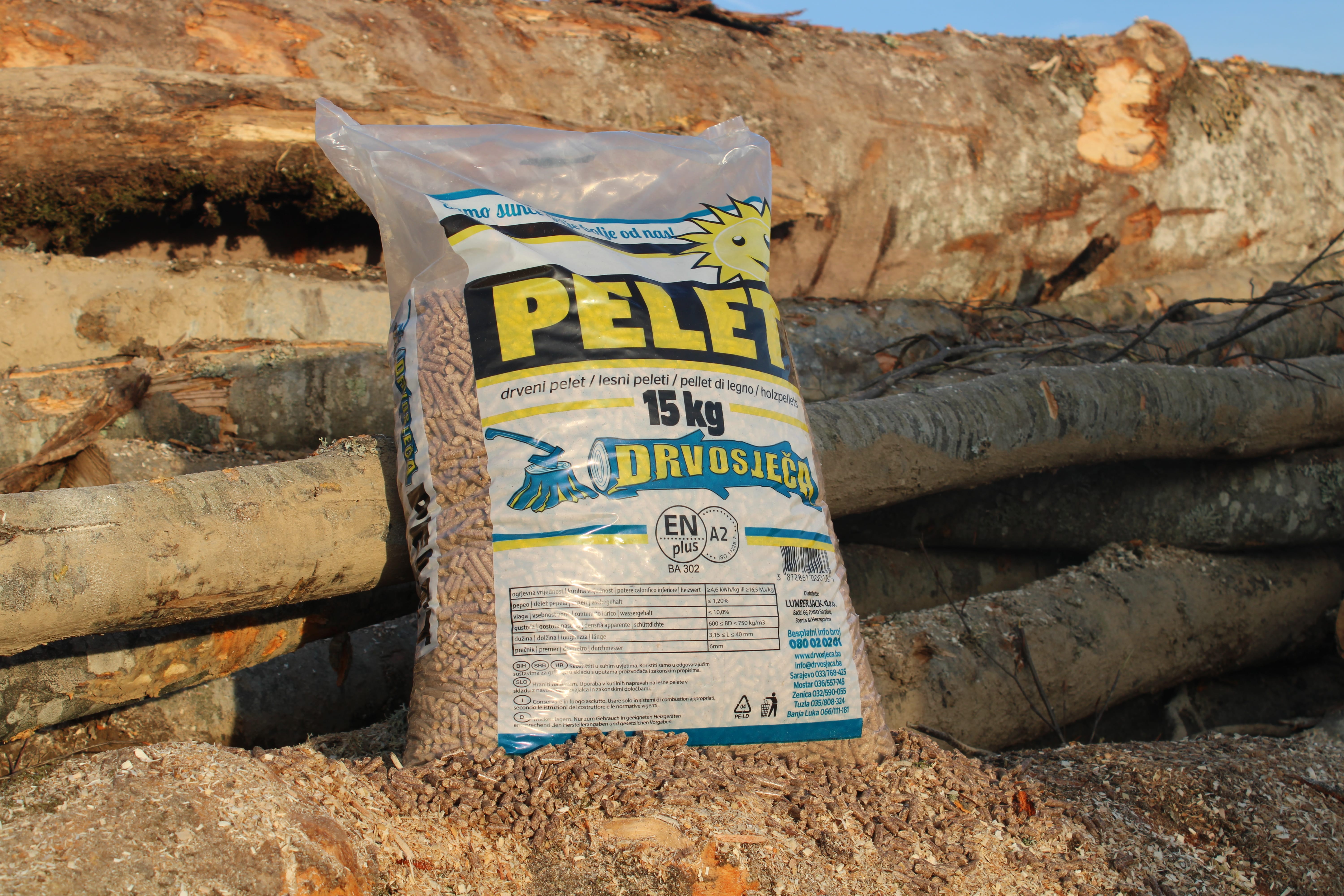 U Drvosječi je u toku SEZONSKO SNIŽENJE od čak 20 posto na redovne cijene drvenog peleta, bukovog briketa i uglja.