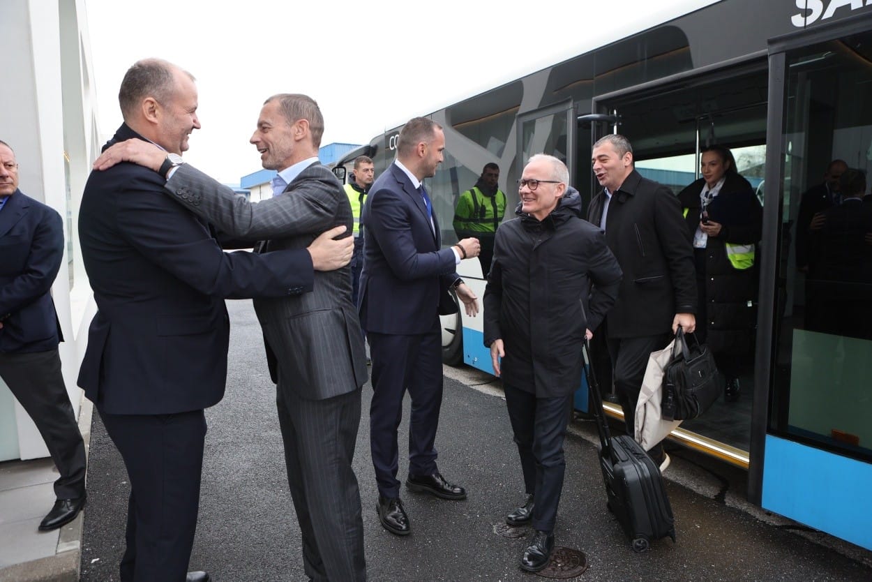 Predsjednik UEFA-e Aleksander Čeferin stigao u BiH uoči utakmice na Bilinom Polju