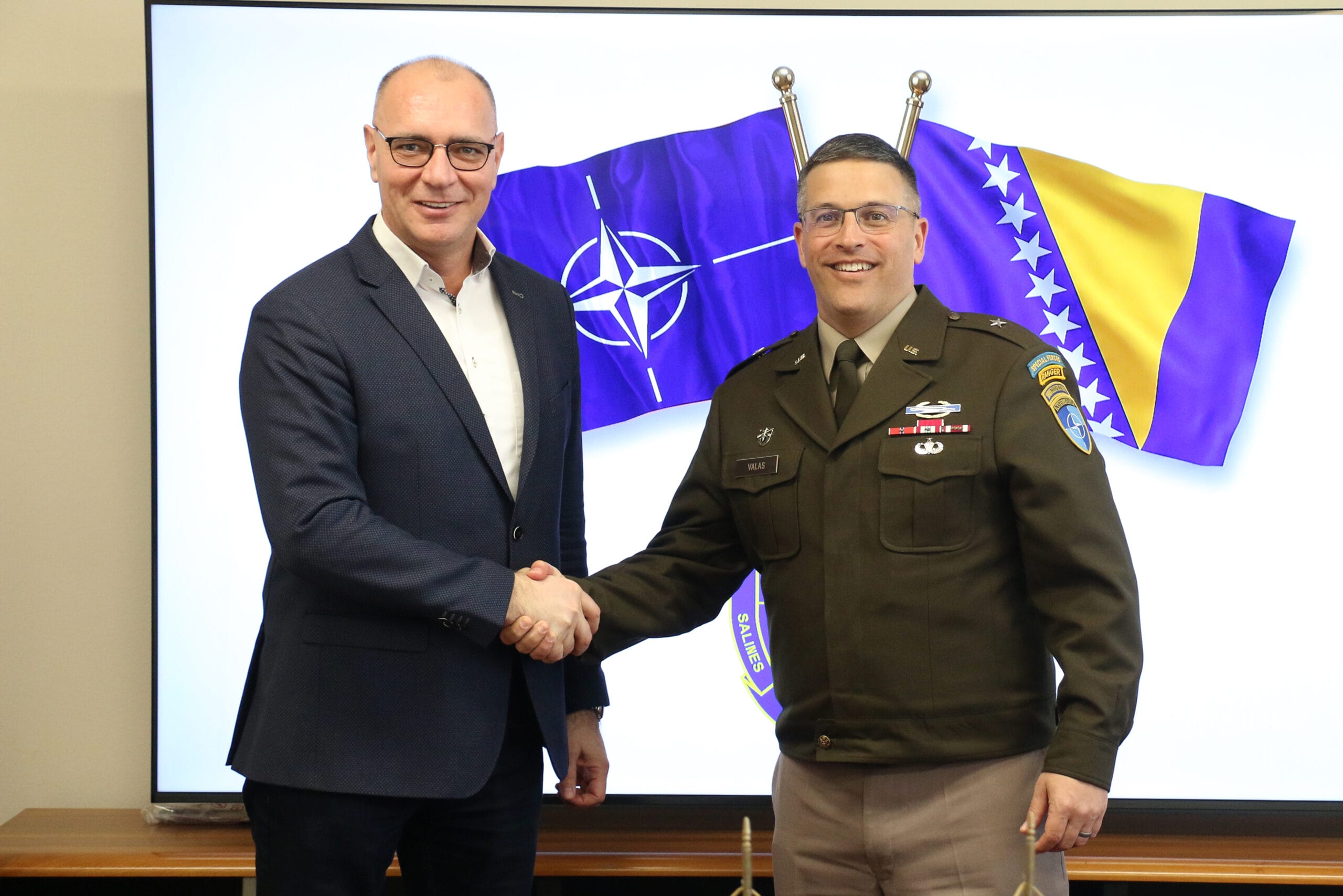 Gradonačelnik Tuzle sastao se s komandantom NATO štaba u BiH