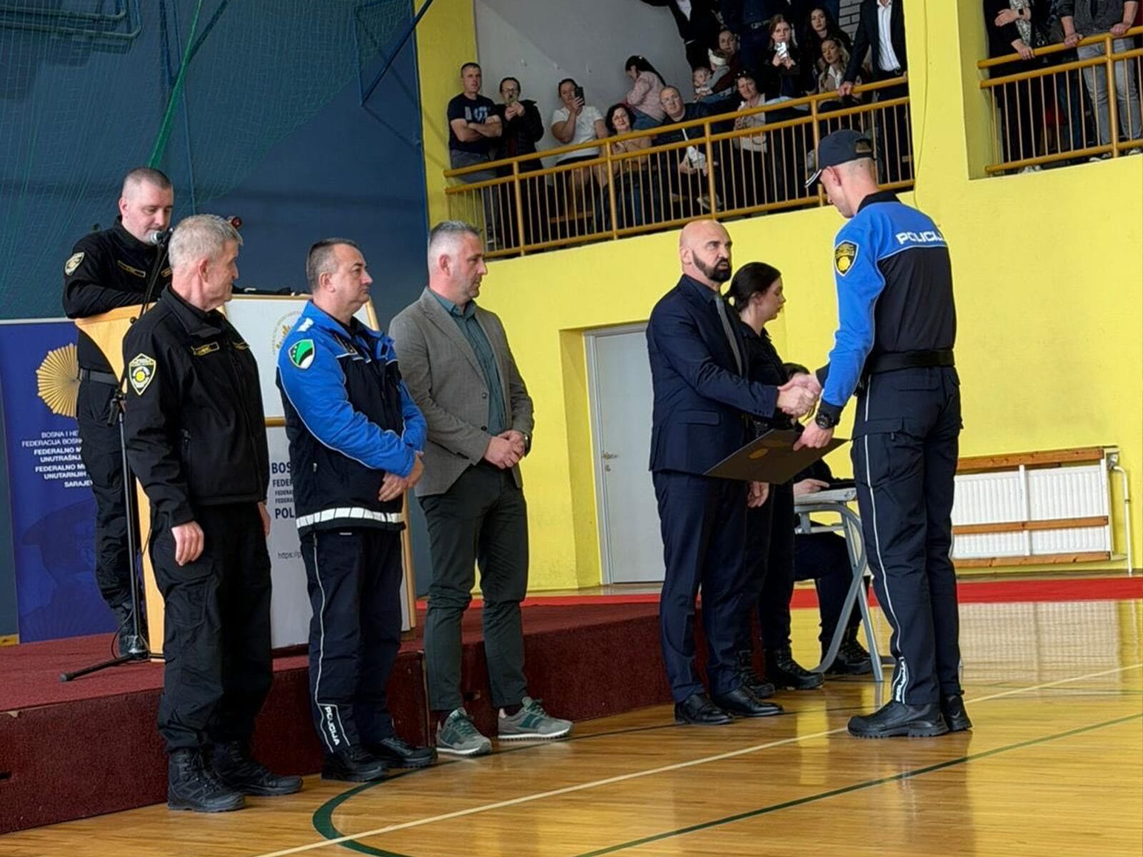Kadeti MUP-a TK uspješno okončali obuku na Policijskoj akademiji FMUP-a