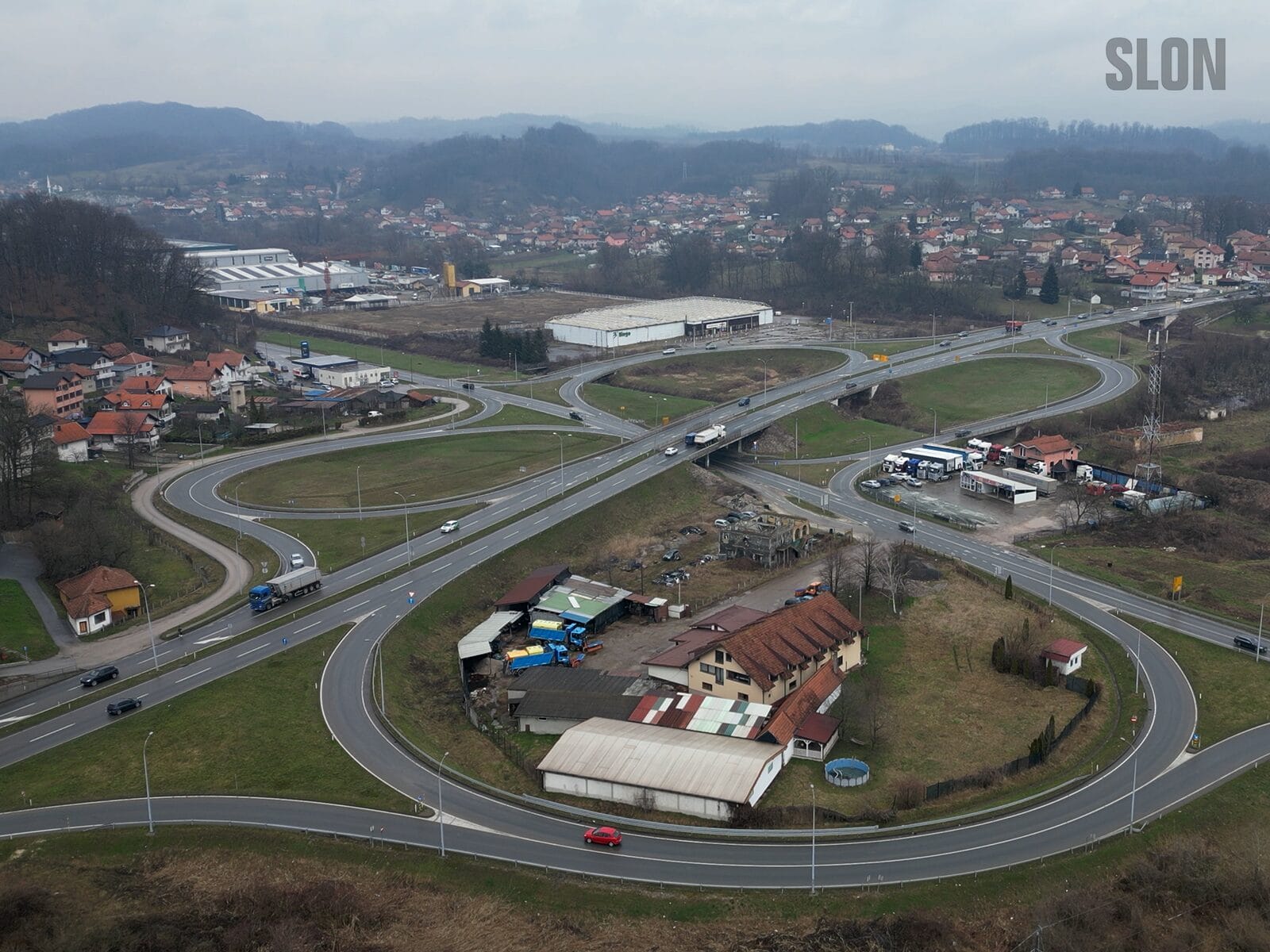 Na ovom zemljištu „niče“ nova poslovna zona Tuzle i još jedan kružni tok