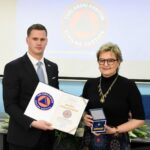 Priznanja za tuzlansku Hitnu pomoć: Zlatna značka za dr. Kulugliju Memišević Priznanja za tuzlansku Hitnu pomoć: Zlatna značka za dr. Kulugliju Memišević