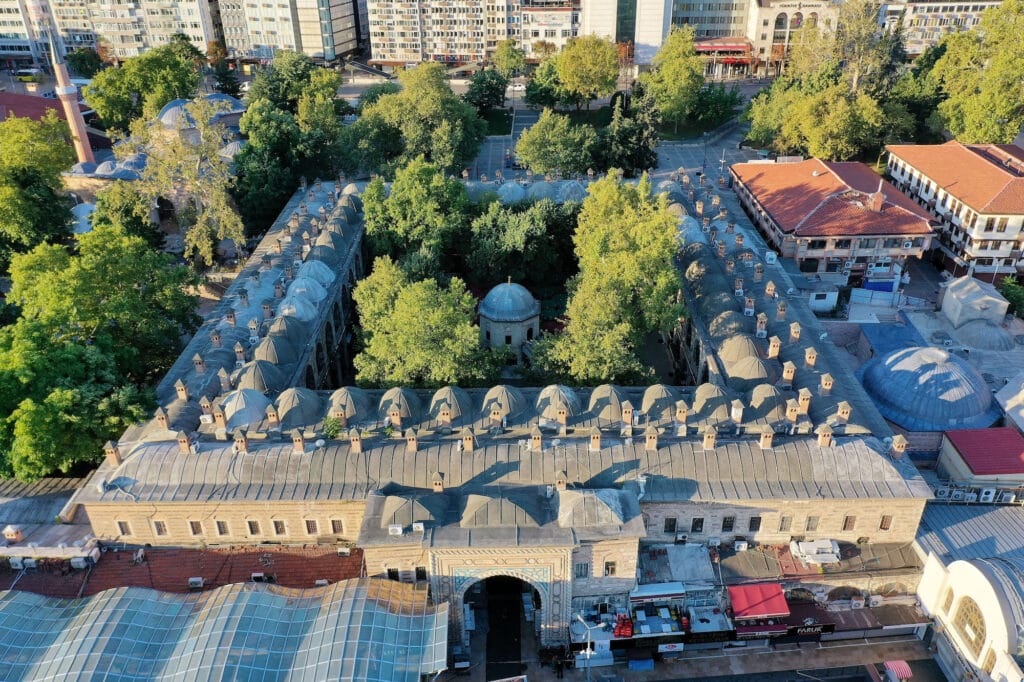 Putovanja koja povezuju generacije: Zašto porodice biraju Tursku