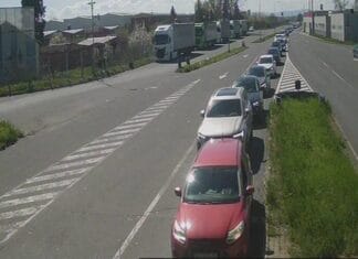 Kolaps na više puteva u BiH, pojačane gužve na granicama