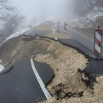 Stanje na cestama: I dalje na snazi obustave saobraćaja Stanje na cestama: I dalje na snazi obustave saobraćaja