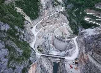 Stručnjaci tvrde da je pomor ribe u Neretvi povezan s radom Hidroelektrane Ulog