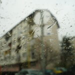 Stižu pljuskovi i grmljavina, meteorolozi upozoravaju na moguće nevrijeme Vremenska prognoza: Očekuju li nas pljuskovi danas?