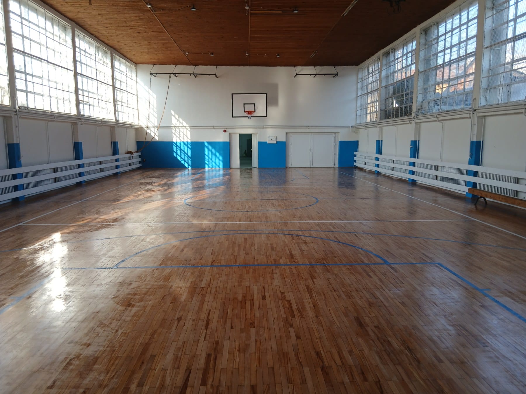 skola kreka sala Obnovljena sala u OŠ „Kreka“: Ulaganje od 77.500 KM za bolje uslove nastave i sporta