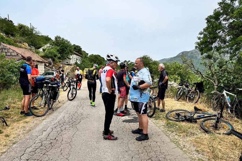 Ćiro biciklijada okupila desetine učesnika na ruti Hutovo – Ravno u spomen na Nikšu Vuletića