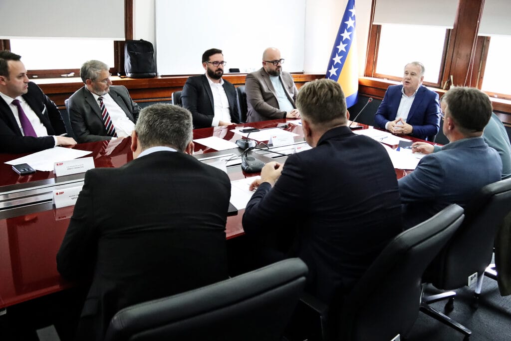 Zaključci Predsjedništva SDP BiH: OHR, državna imovina i Nova Željezara među glavnim temama