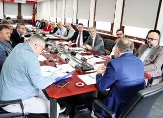 Zaključci Predsjedništva SDP BiH: OHR, državna imovina i Nova Željezara među glavnim temama Zaključci Predsjedništva SDP BiH: OHR, državna imovina i Nova Željezara među glavnim temama