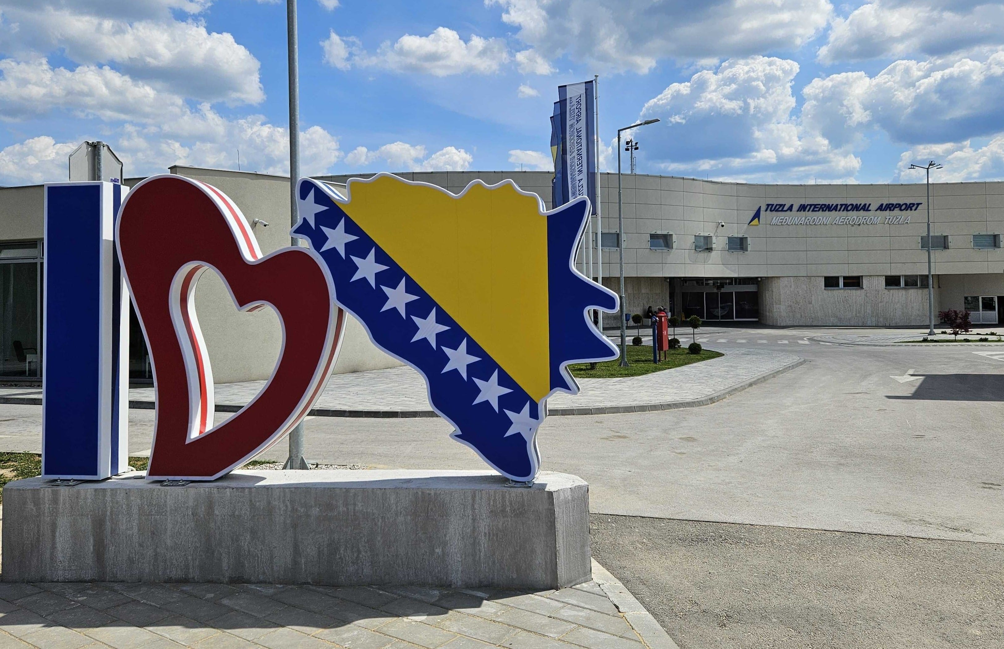 Međunarodni aerodrom Tuzla i razvojni planovi MAT-a