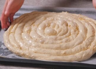 Pita sa krompirom za početnike, domaći recept sa mekanim korama i sočnim nadjevom