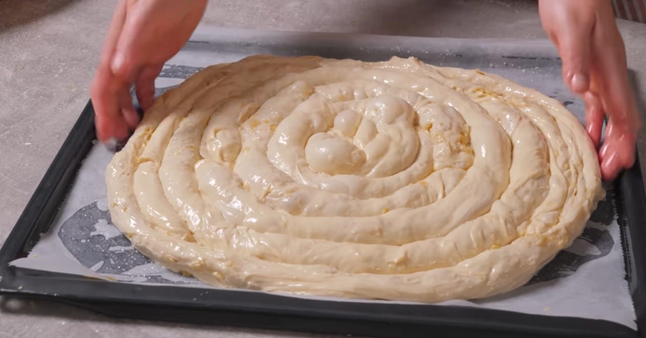 krompirusa Pita sa krompirom za početnike, domaći recept sa mekanim korama i sočnim nadjevom