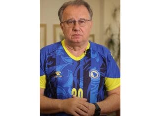 Nikšić pozvao građane da istaknu obilježja BiH i podrže Zmajeve