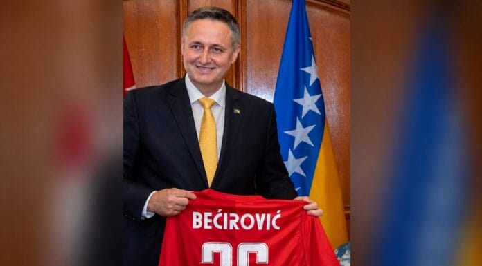 SDA traži od Bećirovića da objavi troškove boravka na Svjetskom prvenstvu