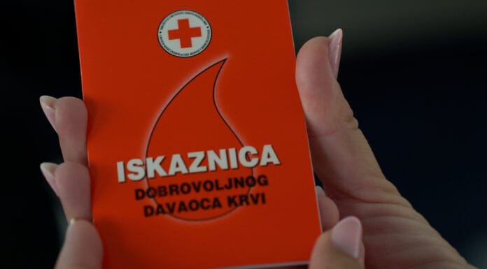 Darivanje krvi u Centru za mlade Tušanj okupilo veliki broj građana