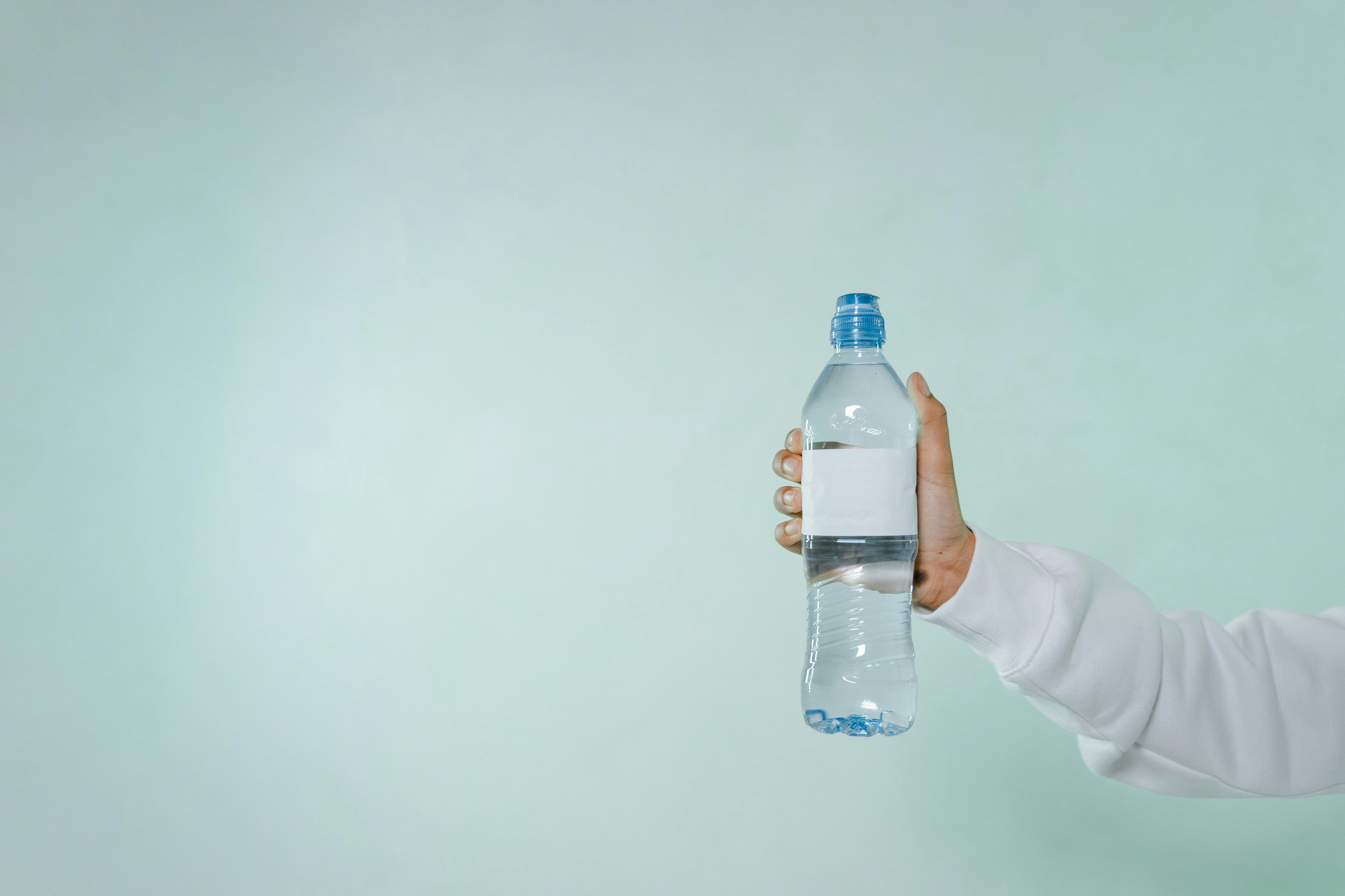 Ljudi masovno stavljaju plastičnu flašu u vodokotlić, razlog bi vas mogao iznenaditi