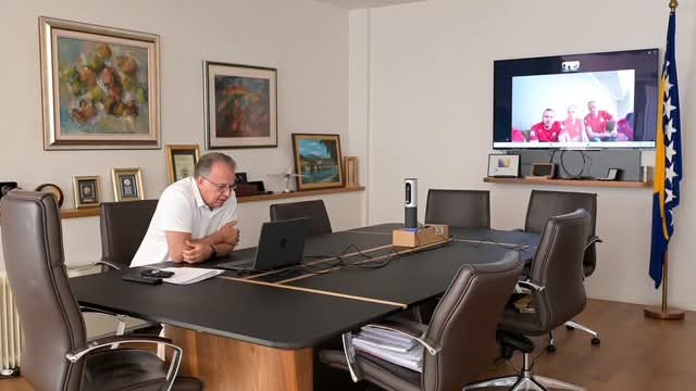 Nikšić razgovarao s preživjelim planinarima